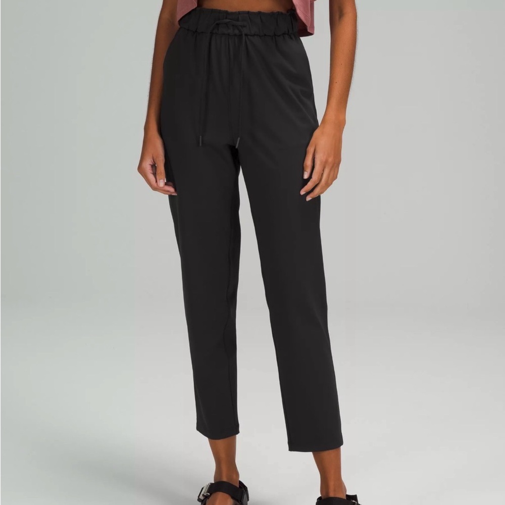 Lululemon women’s BLACK travel pants - 4